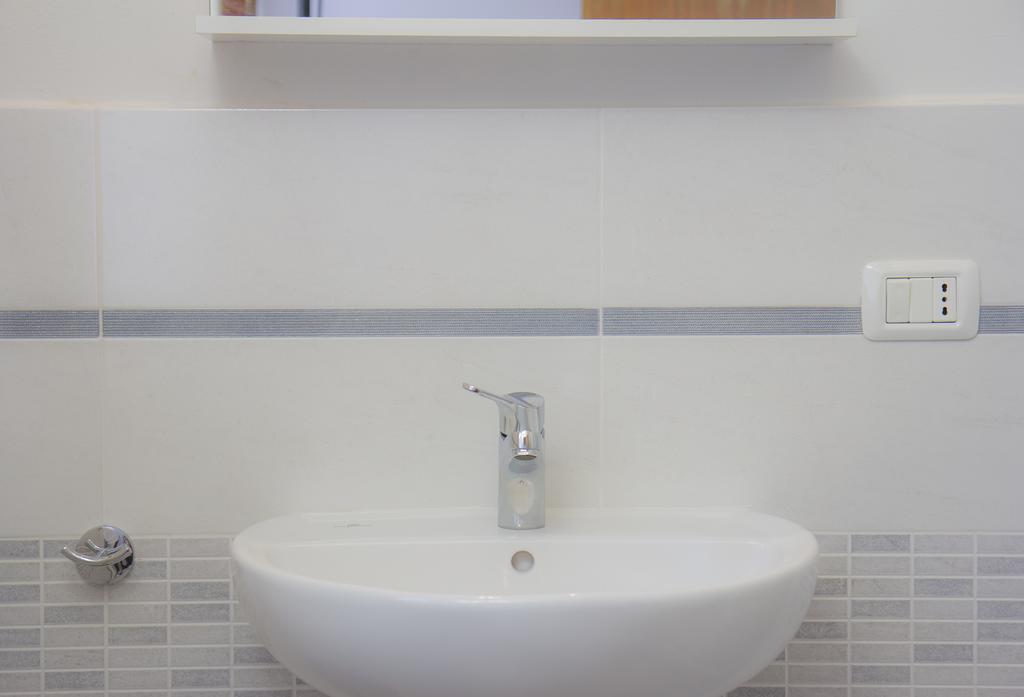 Il Linchetto Bed and Breakfast Λούκα Δωμάτιο φωτογραφία